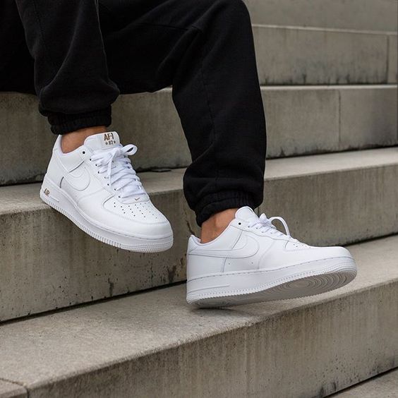 5 best white sneakers to step up your fashion game - Fashion ...