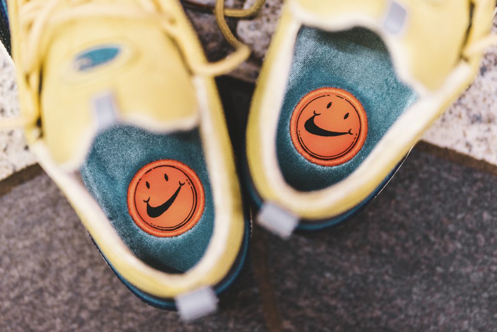 air max 95 smiley face