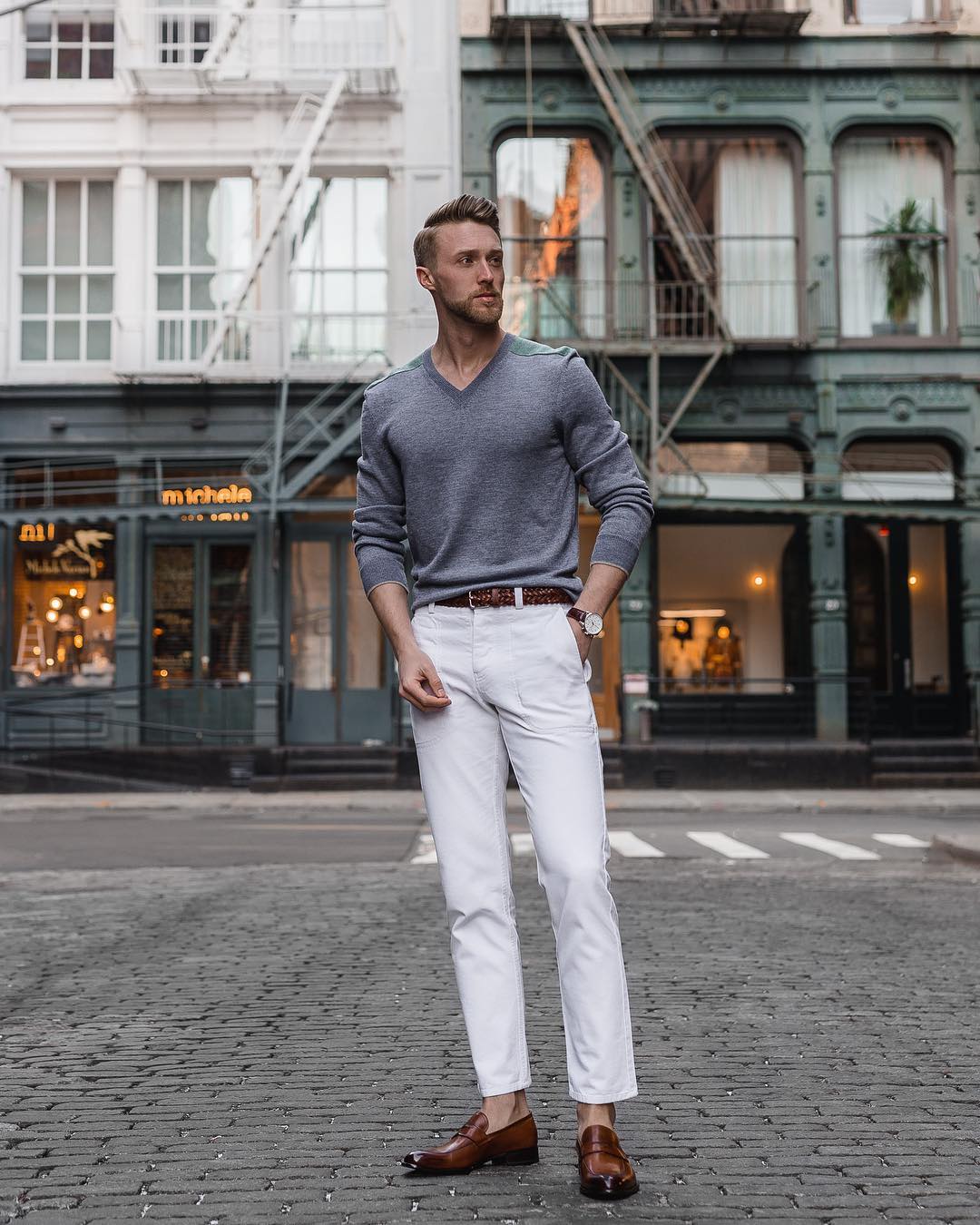 blue and white pants outfit