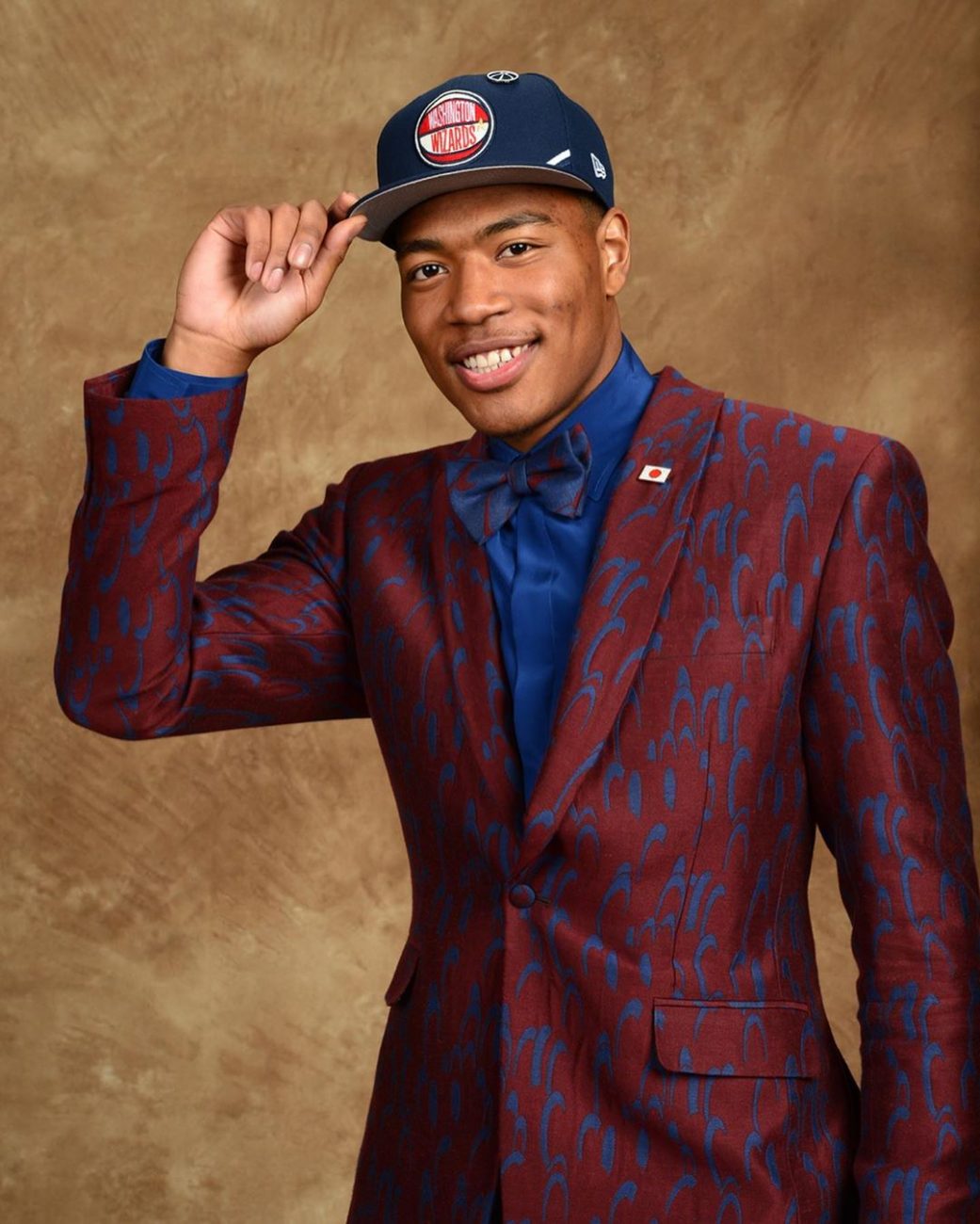 Who Were The Best-Dressed Guys at 2019 NBA Draft ? - Page 3 of 6