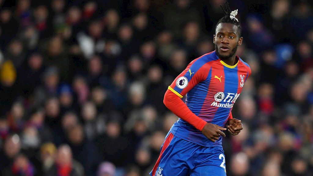 Michy Batshuayi playing for crystal palace in premier league