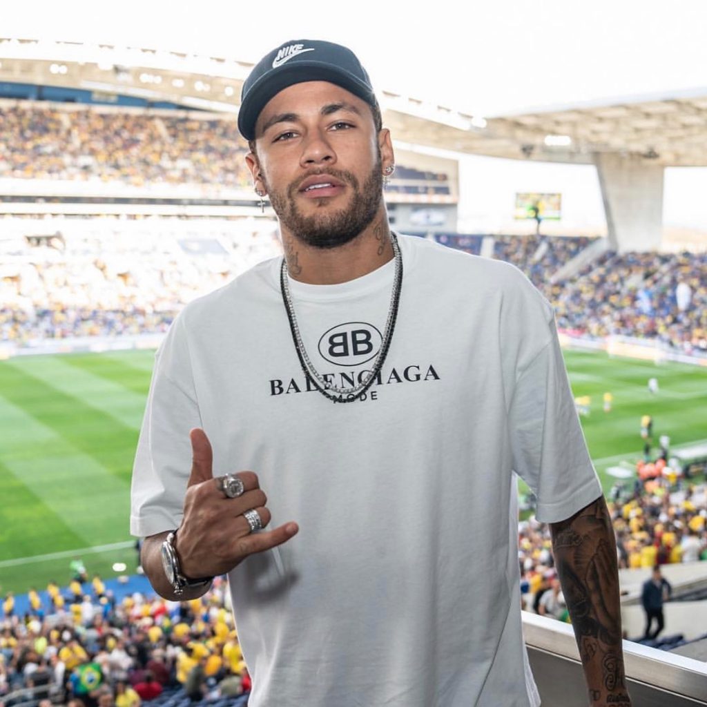 Neymar wearing a white tee from balenciaga
