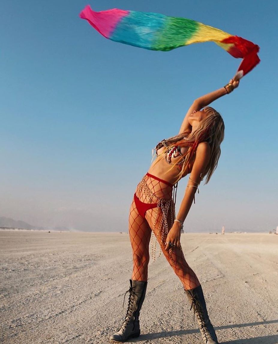 Best Outfits Of Burning Man 2019 Fashion Inspiration And Discovery 1036