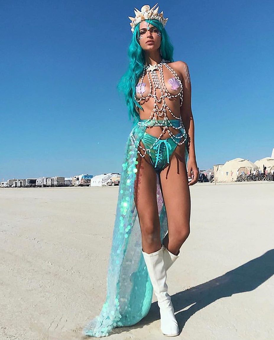 mermaid-inspired-festival-outfit-burning-man-2019