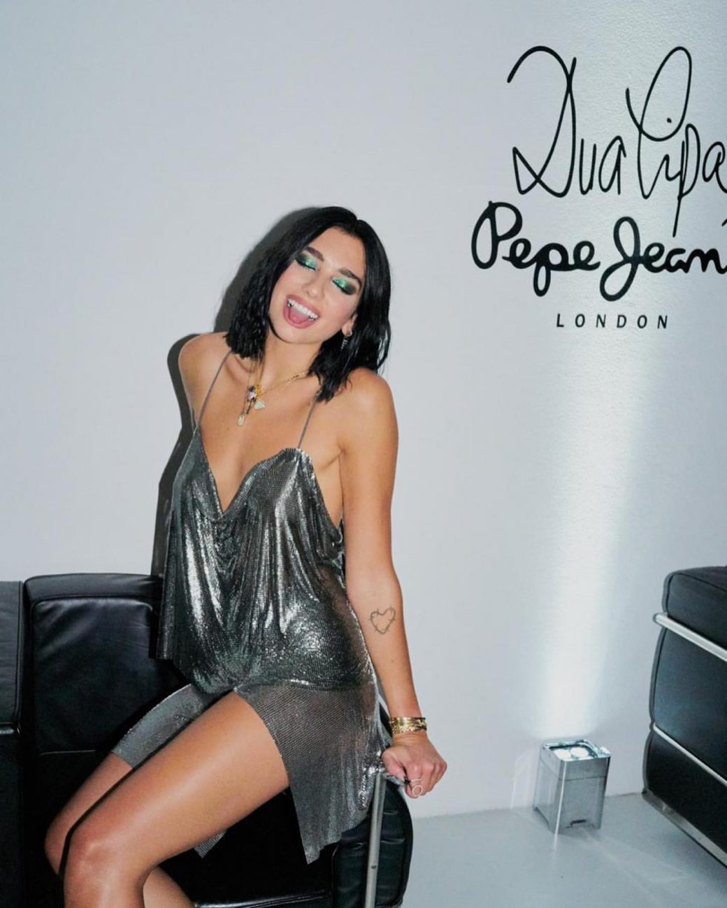 dua lipa pepe jeans london