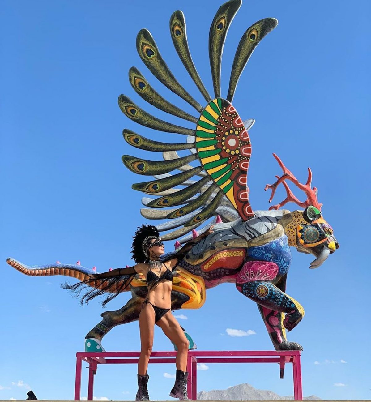 women-best-looks-of-burning-man-2019