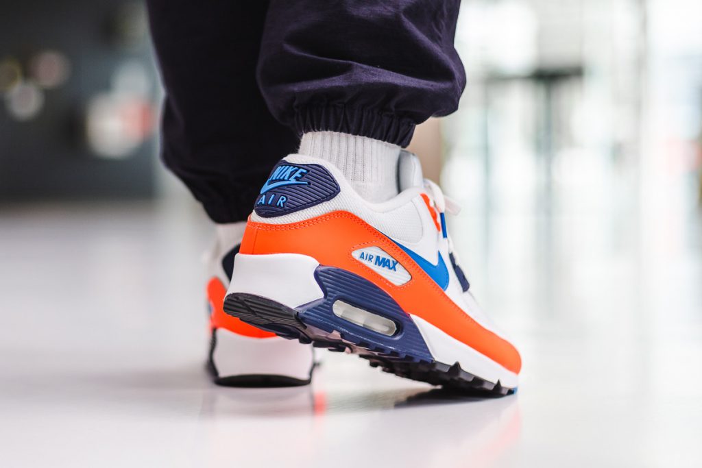 cheap-shoes-nike-air-max-90-essential-white-blue-orange