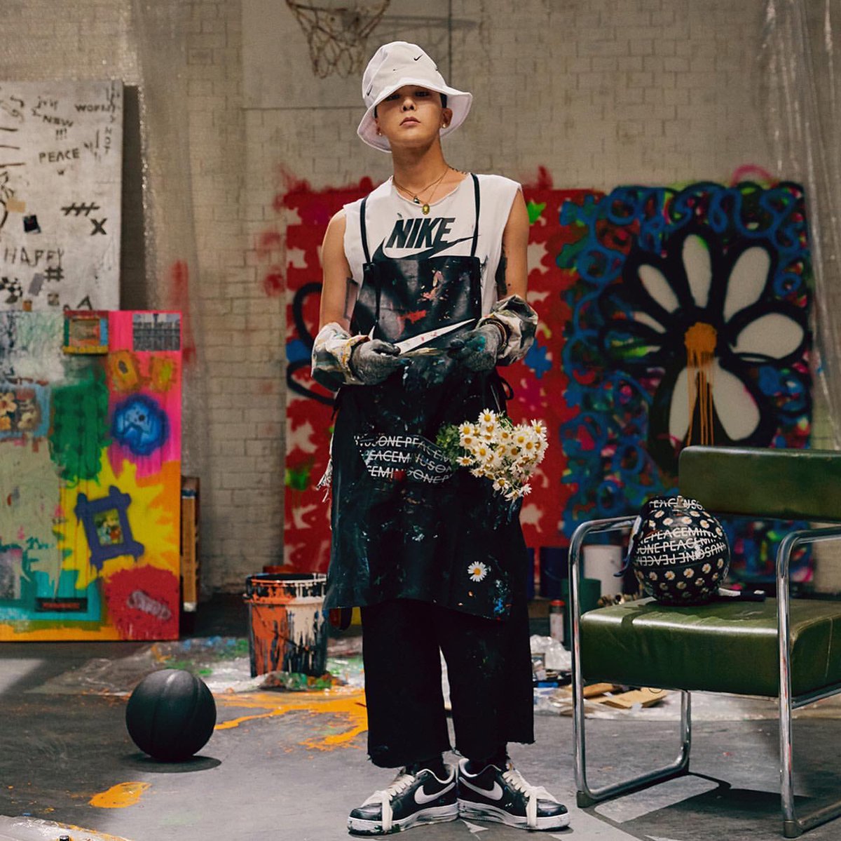 G-Dragon-PEACEMINUSONE-Nike-collaboration. 