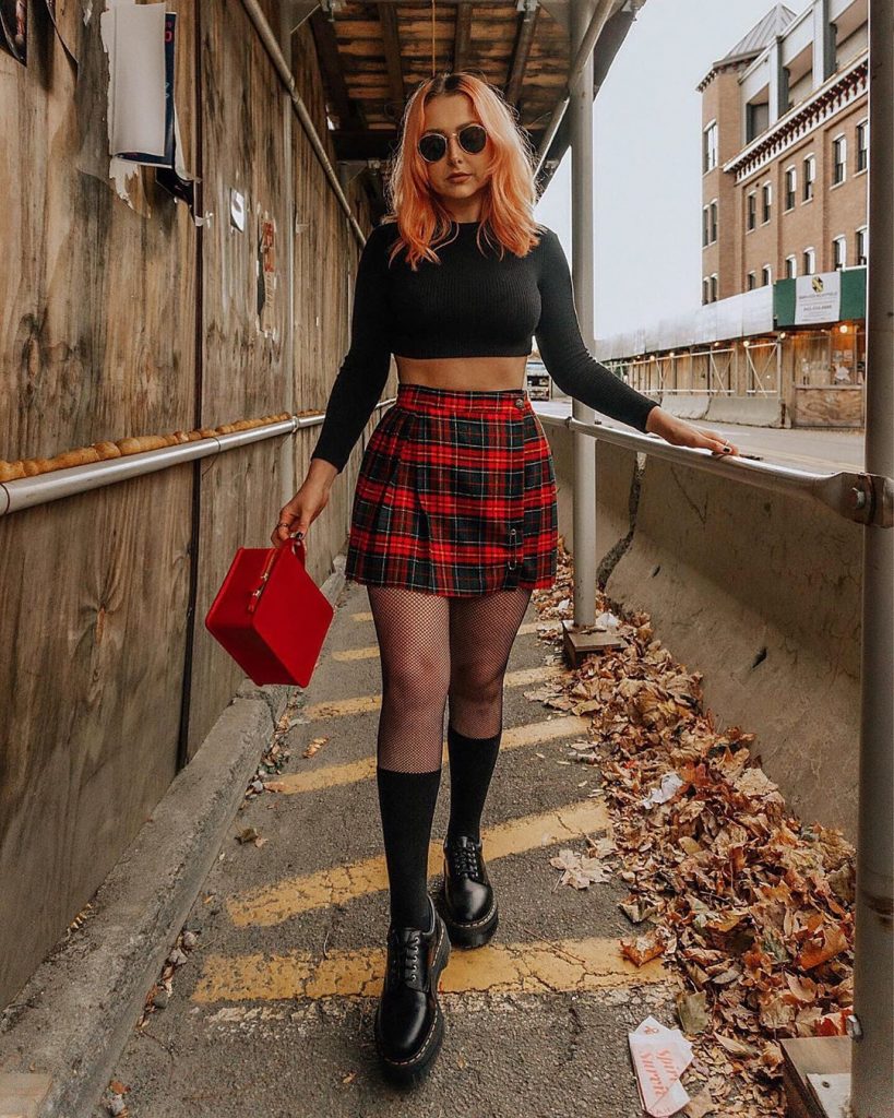 cute-grunge-outfit-with-a-plaid-skirt